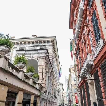 Lomellini Aquarium Old Port *