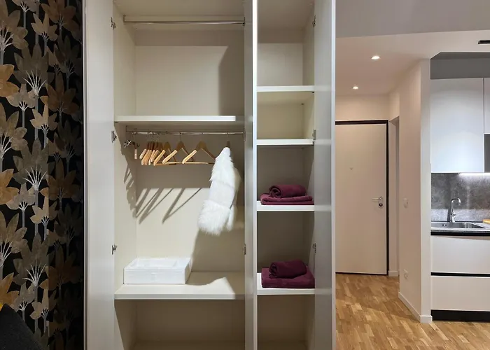 Lomellini Aquarium Old Port