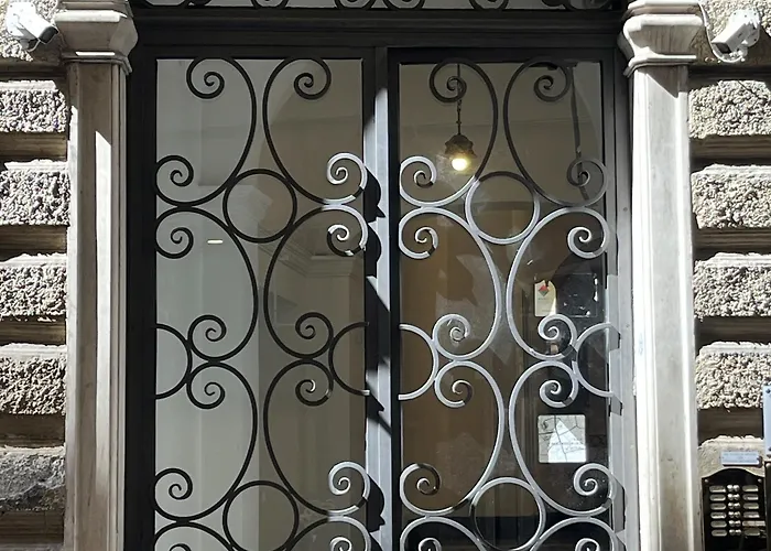 Lomellini Aquarium Old Port