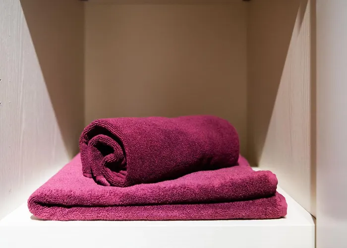 Lomellini Aquarium Old Port * Genua